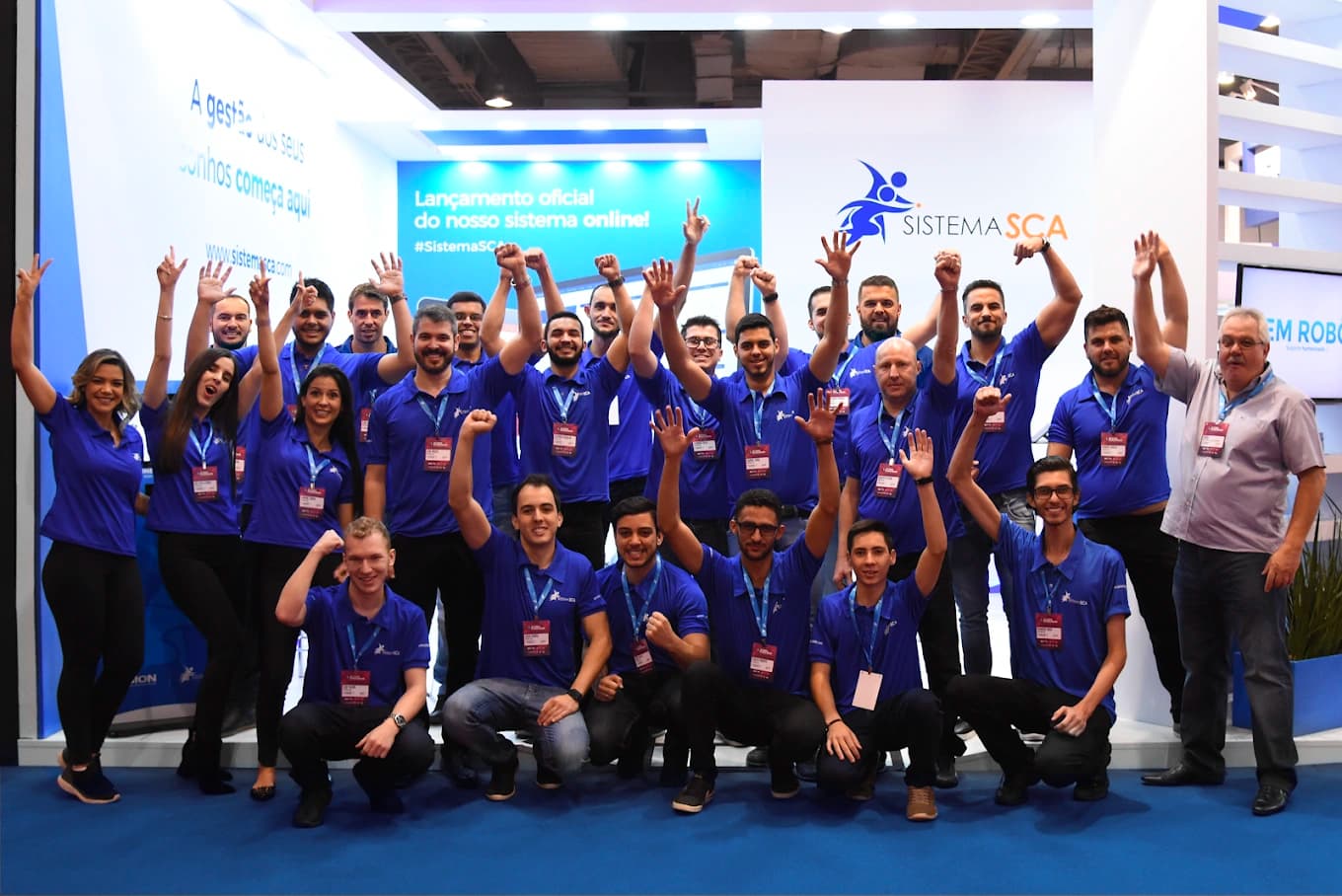 Foto da equipe SCA na IHRSA em 2019